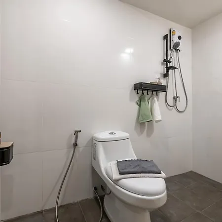 C2 Stay Phayathai Bangkok Exterior photo
